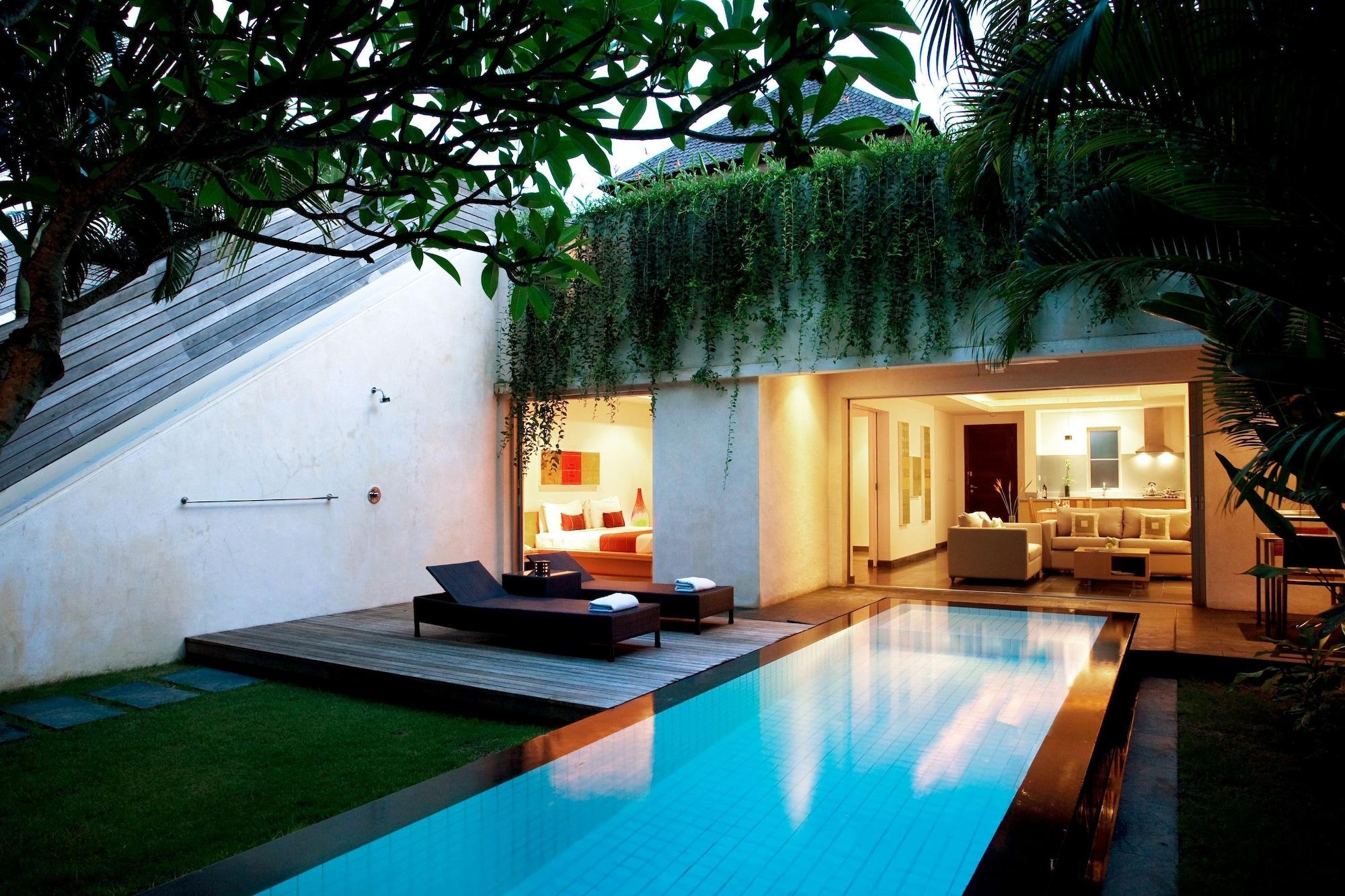 Bali Island Villas And Spa Seminyak Экстерьер фото